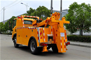 金杨新村高速路拖车费